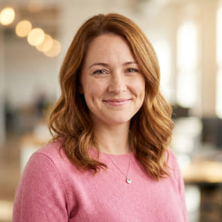 Emily Watson, responsabile del supporto clienti presso Fortea Rendova